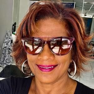 Meet your Posher, Marilyn